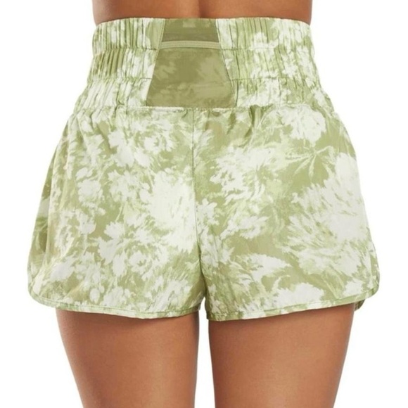 Free People Movement The Way Home Shorts Size Medium - Picture 5 of 11